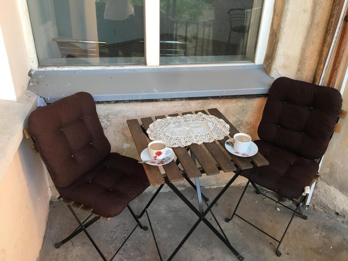 V&O Whitechocolateapt 800 M To Opera Lviv Ngoại thất bức ảnh